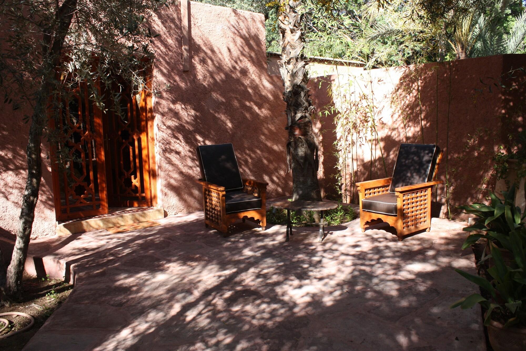 Dar Ayniwen Garden Hotel & Bird Zoo Marrakesh Exteriör bild